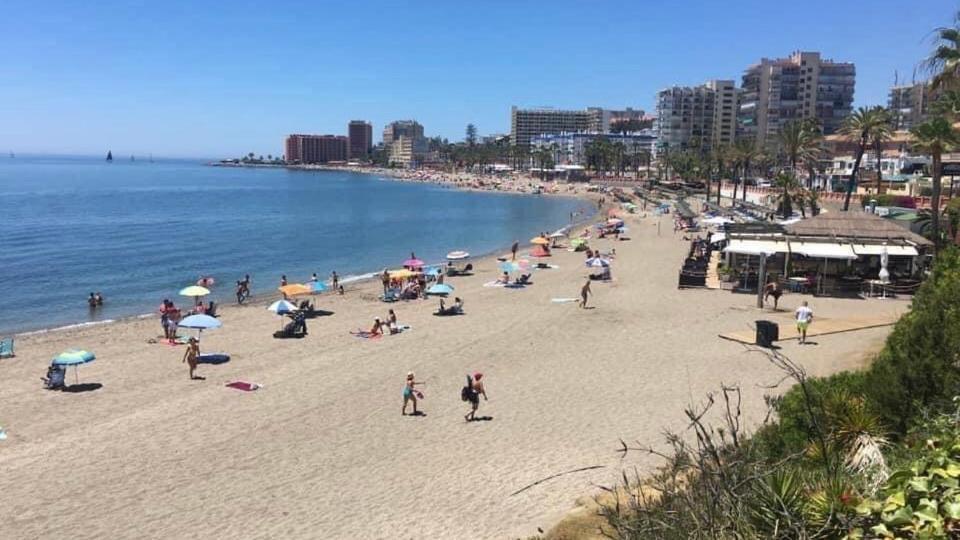 Victoria Luxury Beachfront Apartment In Benalmadena Costa Экстерьер фото